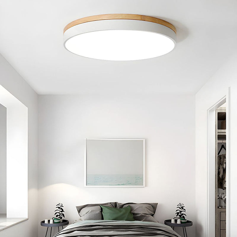 Miravique Round Shape Flush Mount Ceiling Lights