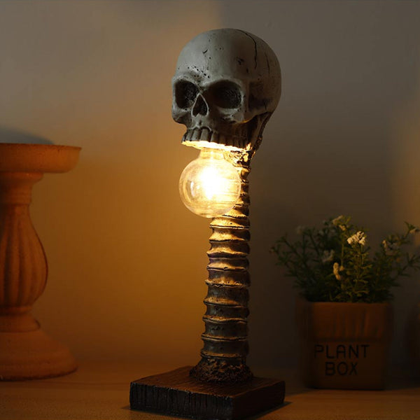 Horror Skull with Spine Lamp