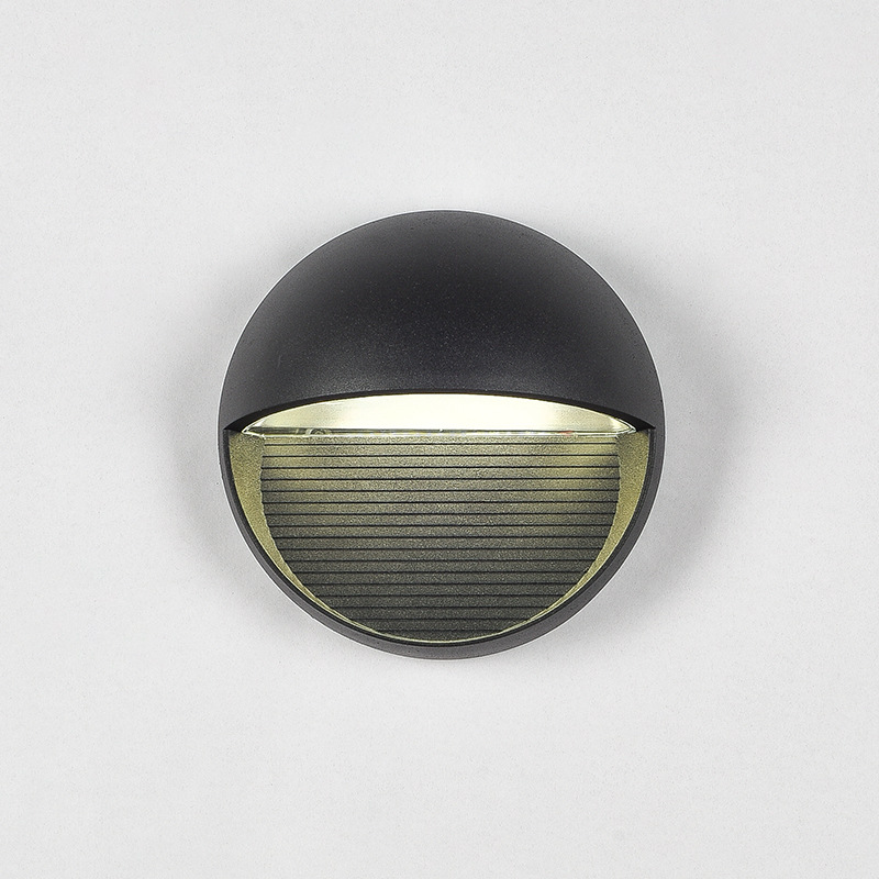 Outdoor Wall Lamp