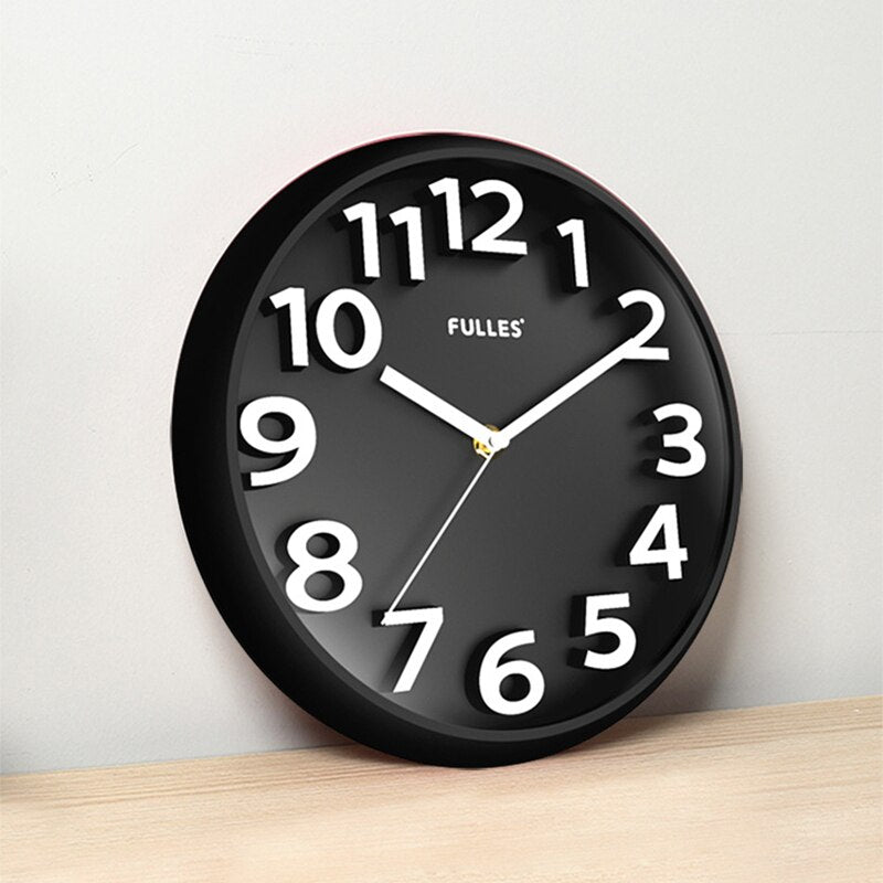 GlowDesign - Stylish wall clock with simple elegance