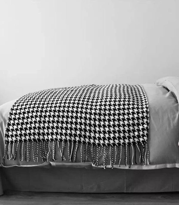 Houndstooth Throw Black and White Modern Sofa Blanket