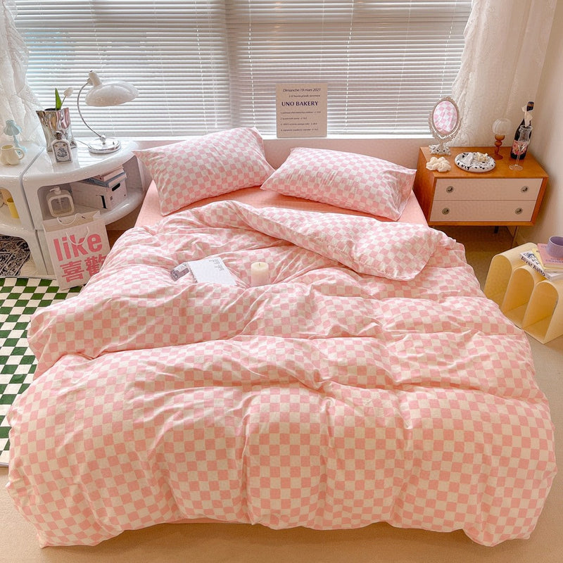 Danish Aesthetic Checkered Pattern Bedding