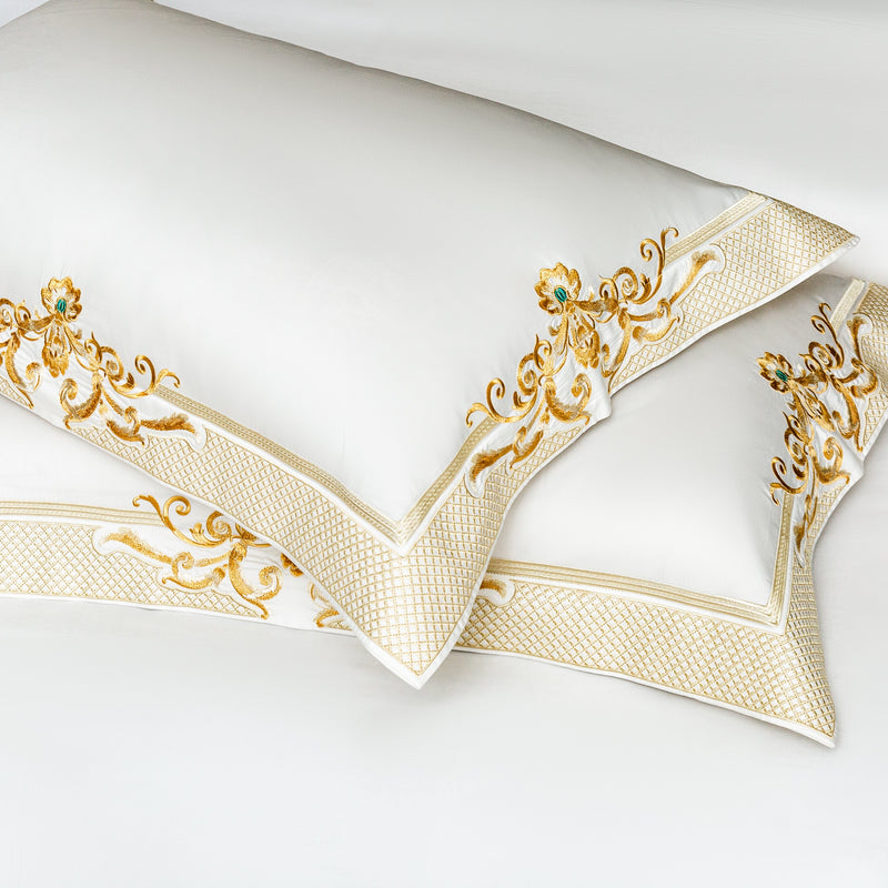 Miravique White Luxury Egyptian Cotton Bedding Set