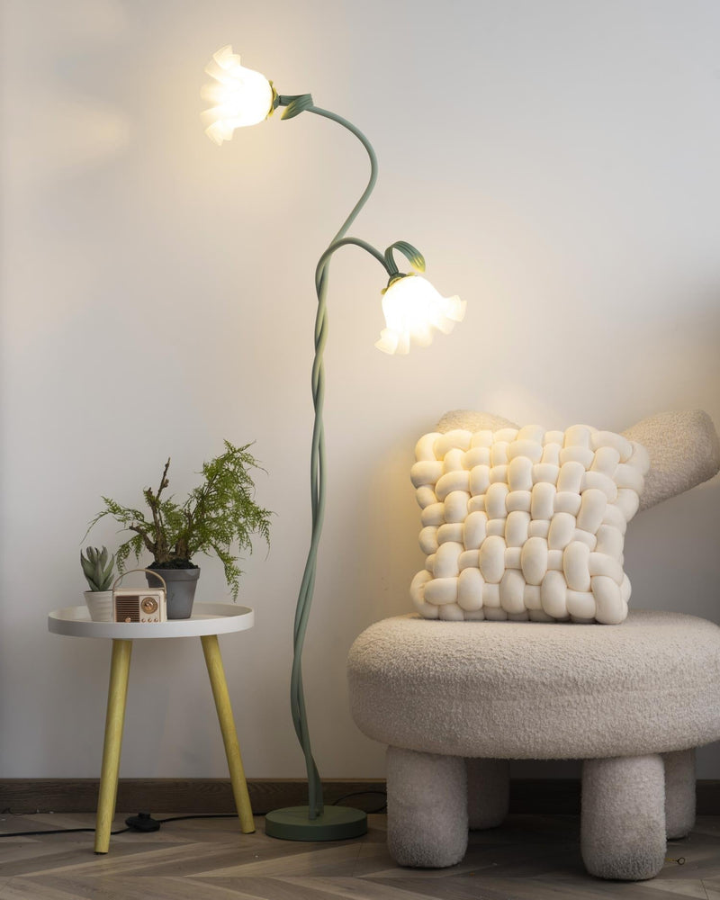 Calla Flowers Floor Lamp – Elegant and Atmospheric Lighting