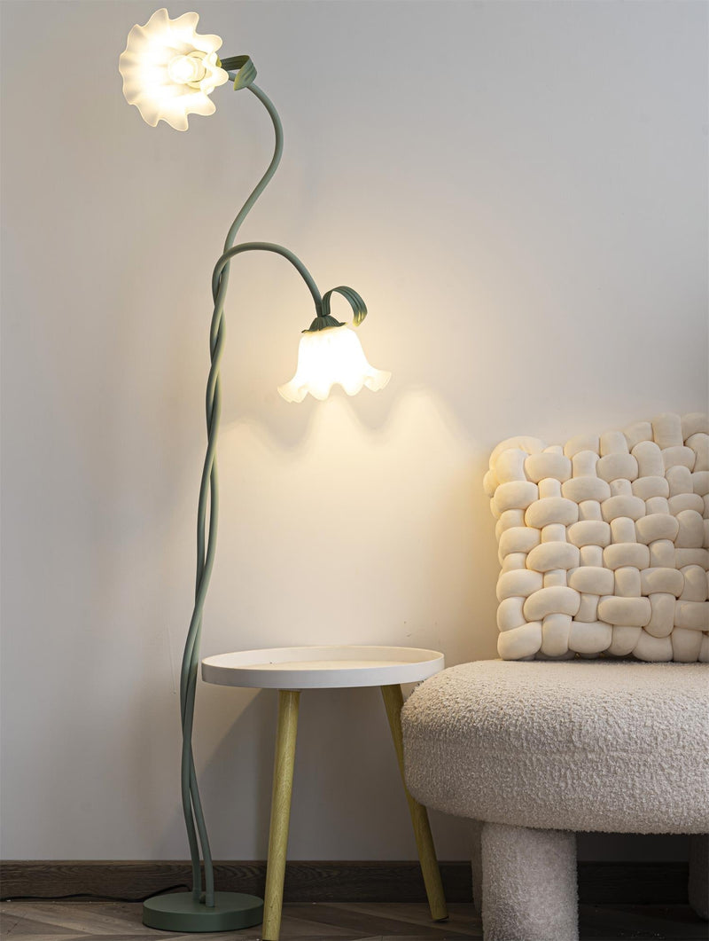 Calla Flowers Floor Lamp – Elegant and Atmospheric Lighting