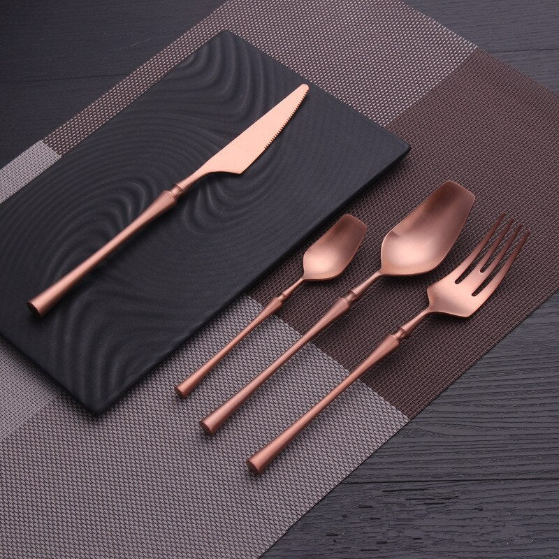 EGYPT CUTLERY SET