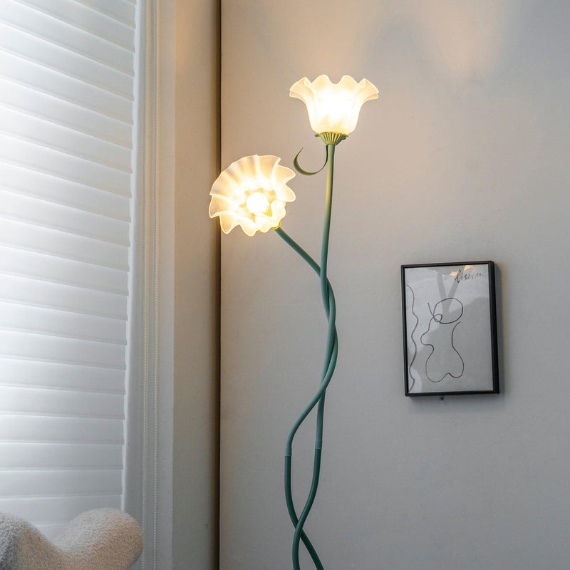 Calla Flowers Floor Lamp – Elegant and Atmospheric Lighting