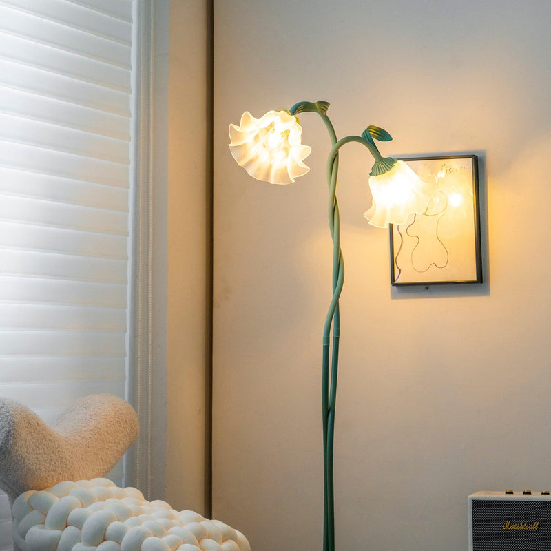 Calla Flowers Floor Lamp – Elegant and Atmospheric Lighting