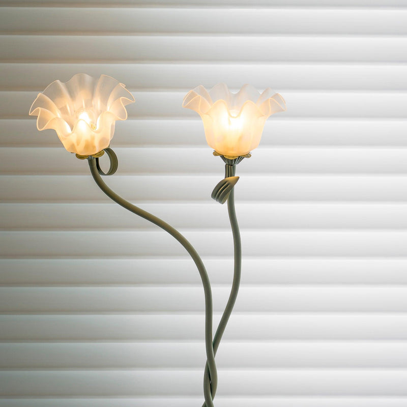 Calla Flowers Floor Lamp – Elegant and Atmospheric Lighting