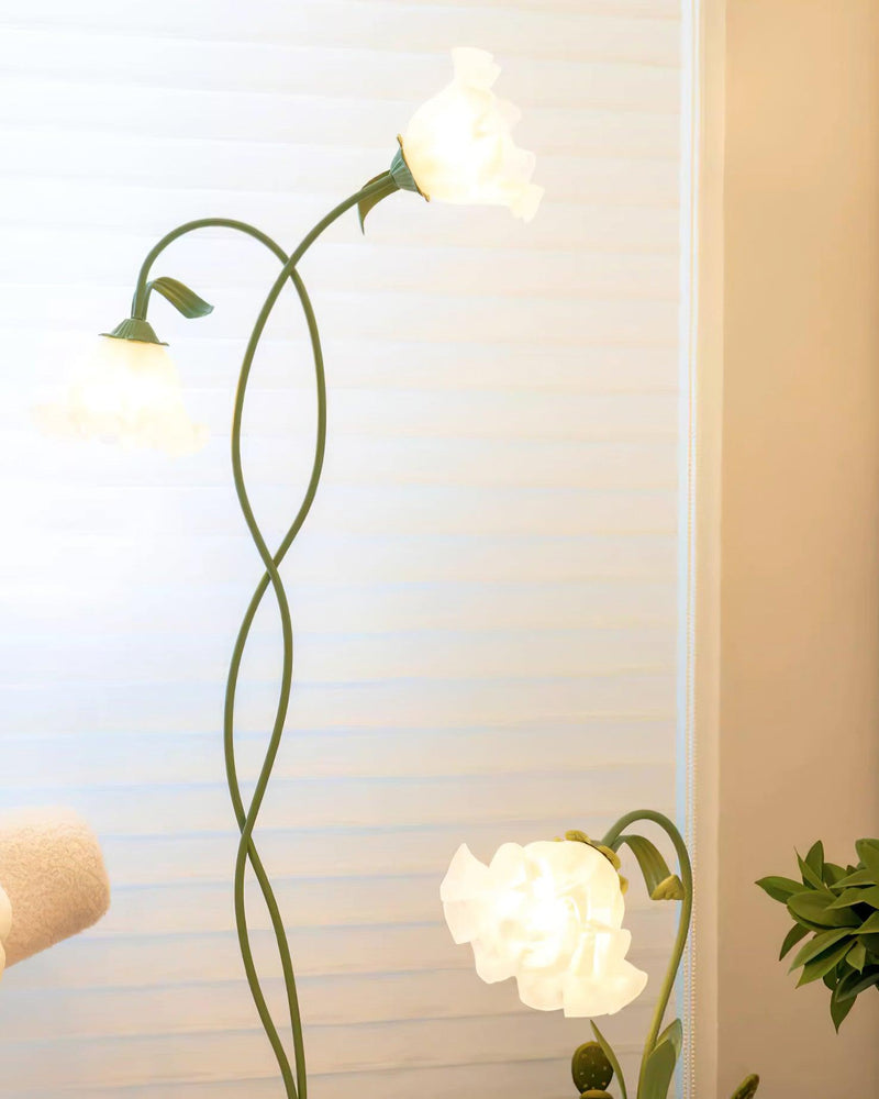 Calla Flowers Floor Lamp – Elegant and Atmospheric Lighting