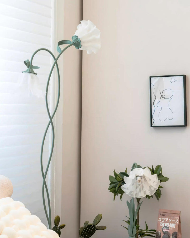 Calla Flowers Floor Lamp – Elegant and Atmospheric Lighting