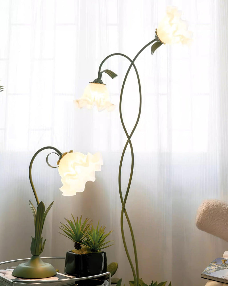 Calla Flowers Floor Lamp – Elegant and Atmospheric Lighting