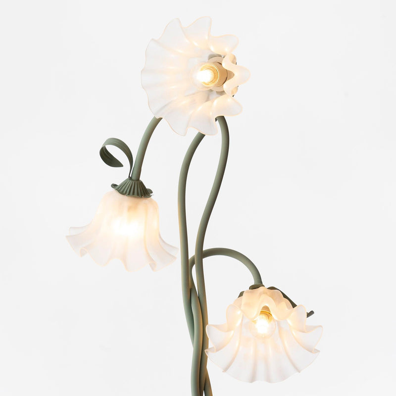 Calla Flowers Floor Lamp – Elegant and Atmospheric Lighting