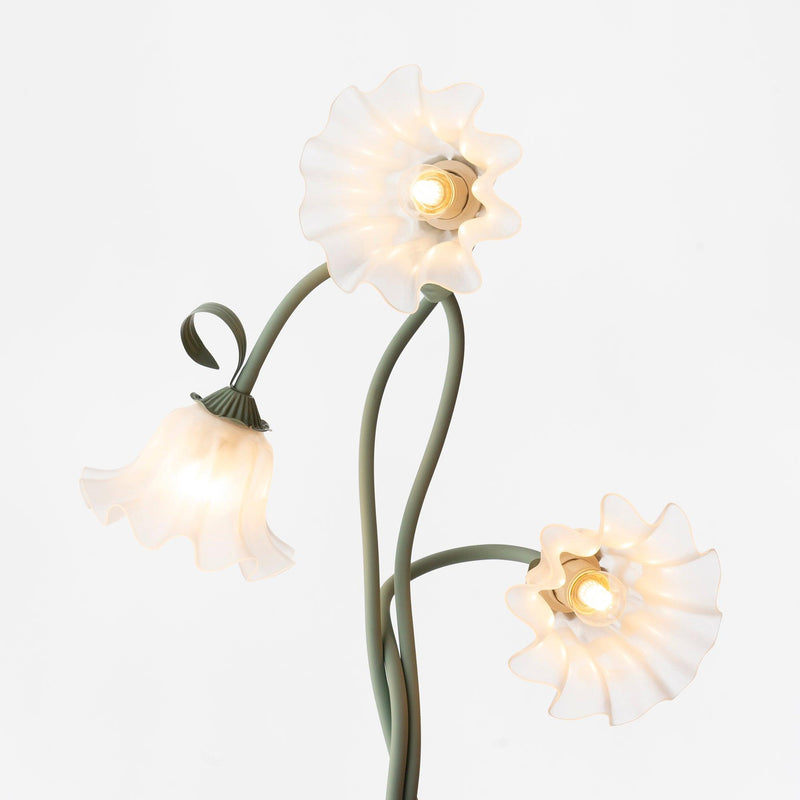 Calla Flowers Floor Lamp – Elegant and Atmospheric Lighting