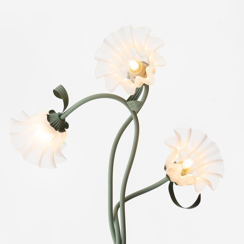 Calla Flowers Floor Lamp – Elegant and Atmospheric Lighting