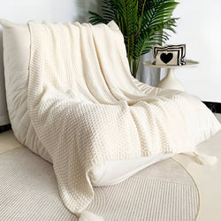 CoarseKnit Plaid - Stylish Knit Blanket - Fleece Blanket for Year-Round Comfort