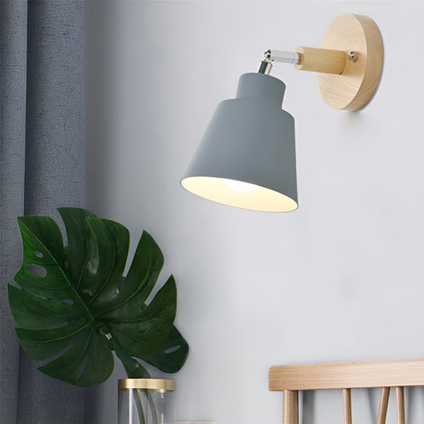 SwivelShine - Mounted iron wall light with pull cord switch