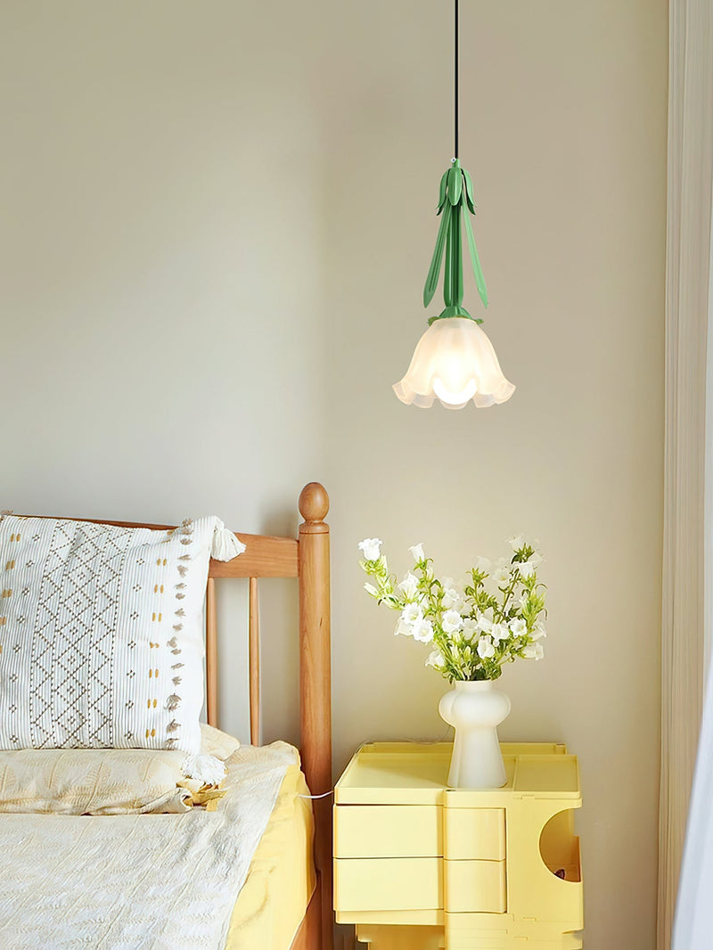 Miravique of the Valley Pendant Lamp