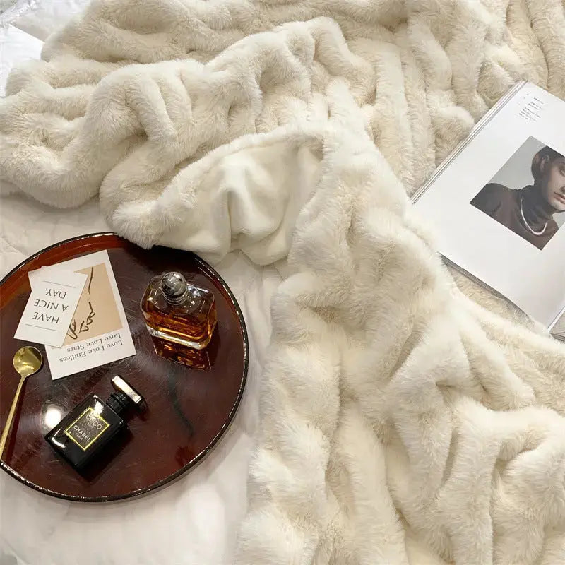 Luxury Faux Fur Throw