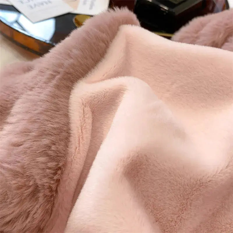 Luxury Faux Fur Throw