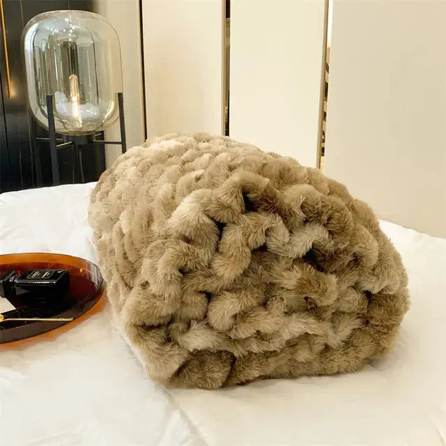 Luxury Faux Fur Throw