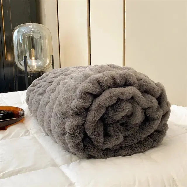 Luxury Faux Fur Throw