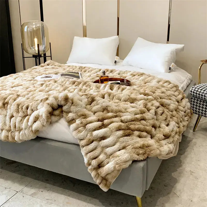 Luxury Faux Fur Throw