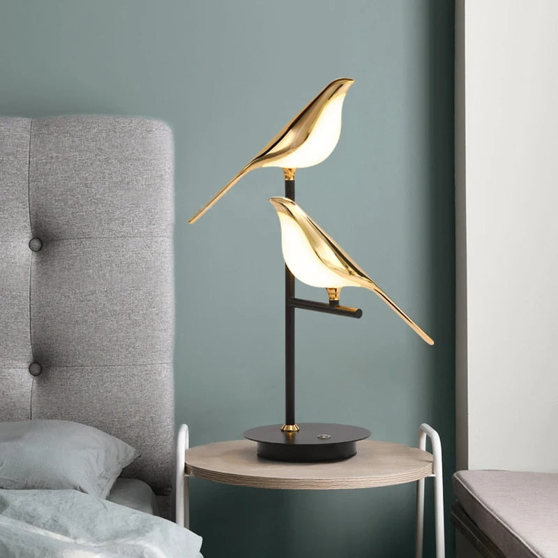 MisterVogel™ – Unique LED Table Lamp