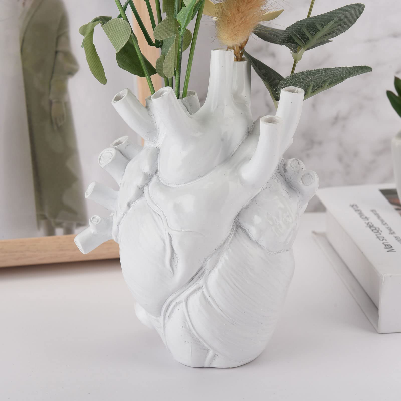 White Ceramic Anatomical Heart Flower Vase