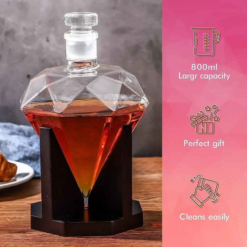 Whiskey Decanter - Diamond - 1000ml Capacity - Wooden Holder