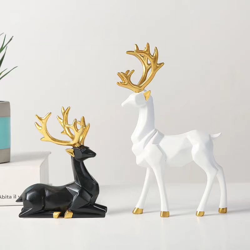 Miravique Nordic Reindeer Sculptures