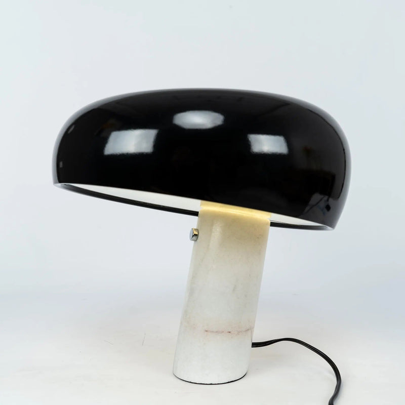 Dorsø - Marble Scandinavian table lamp