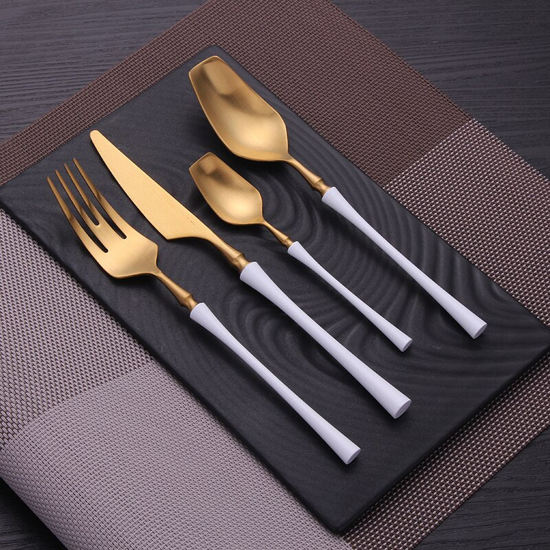 CAIRO CUTLERY SET