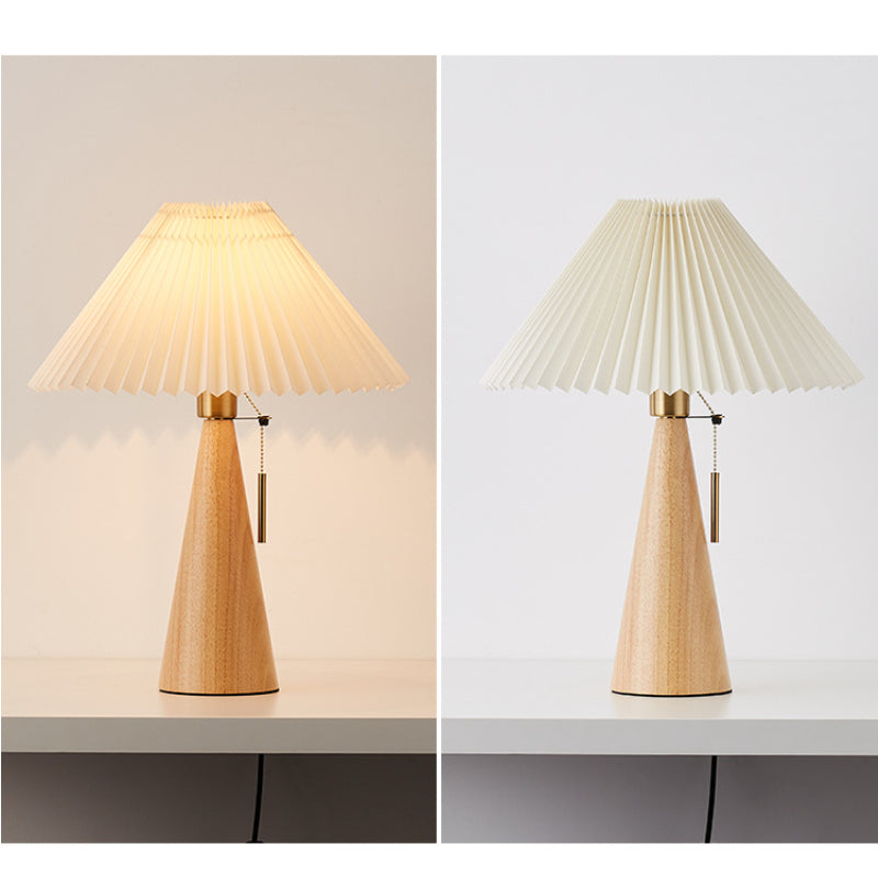 Retro Pleated Umbrella Table Lamp