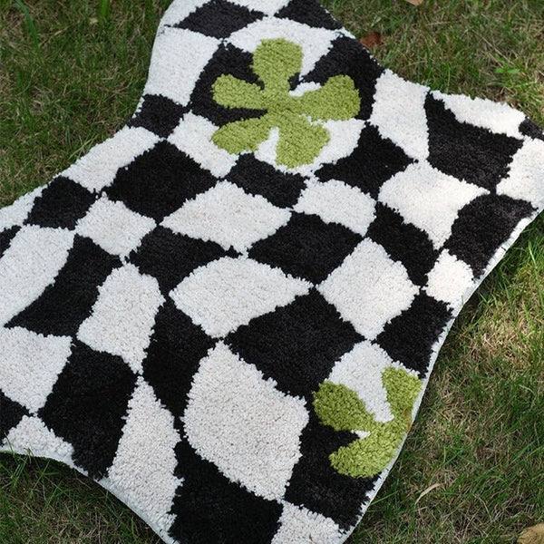 Black Checkered Geometric Mat