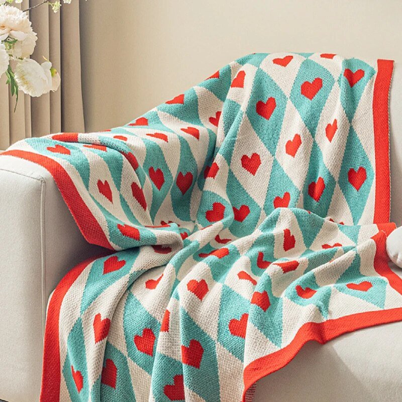 Comfortable & Cosy Hearts Sofa Blanket