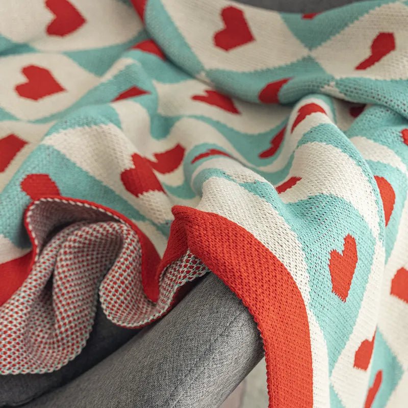 Comfortable & Cosy Hearts Sofa Blanket