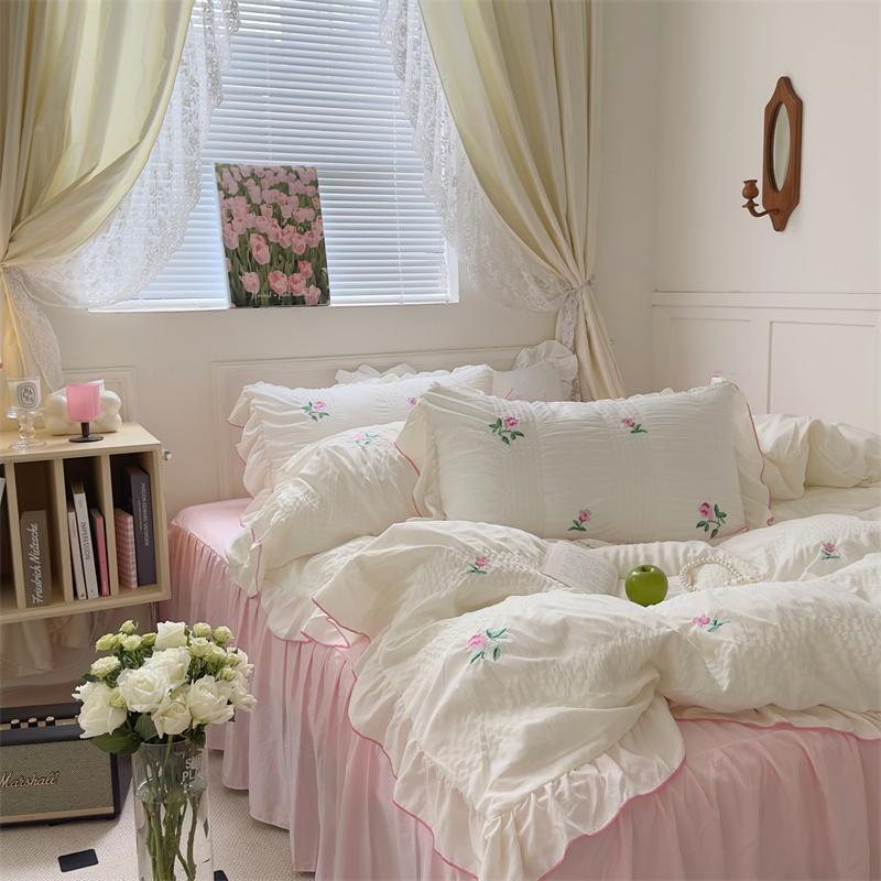 Coquette Aesthetic Ruffle Bedding Set