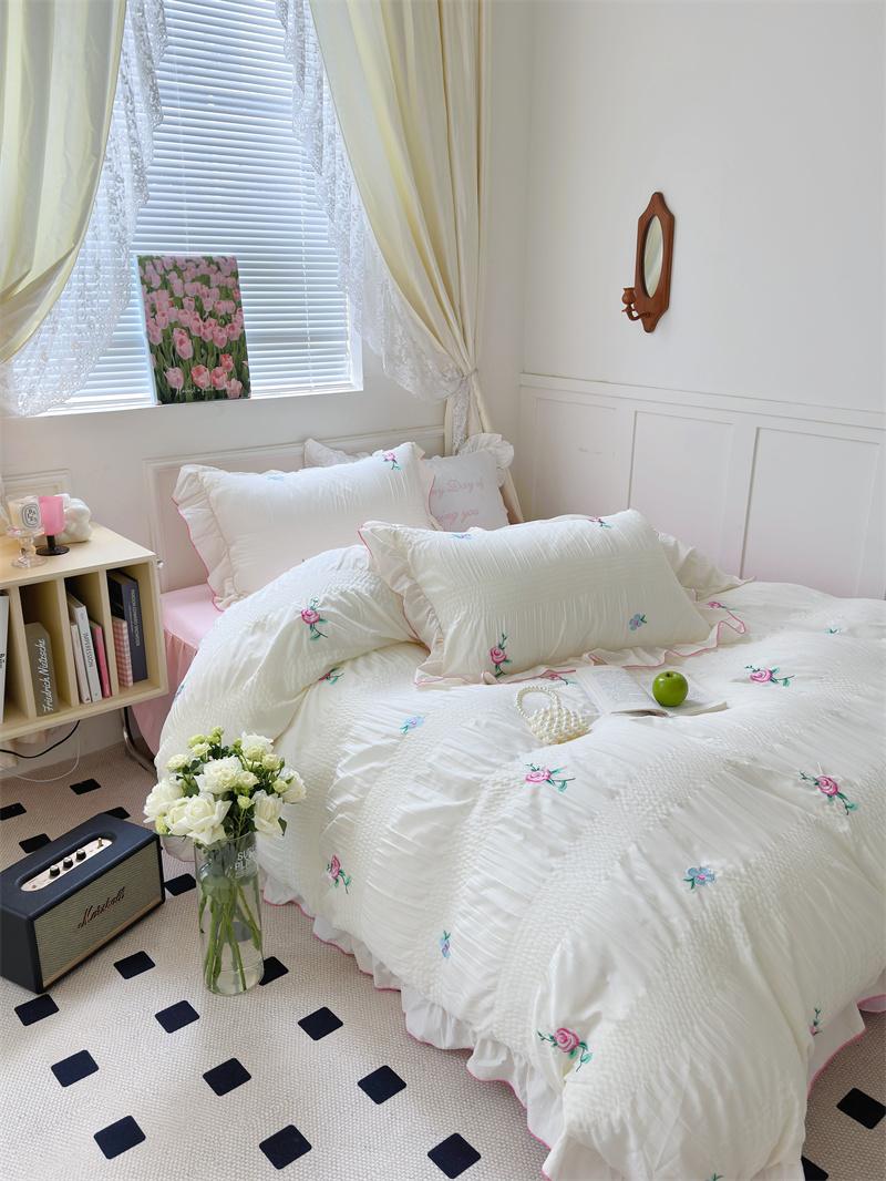 Coquette Aesthetic Ruffle Bedding Set