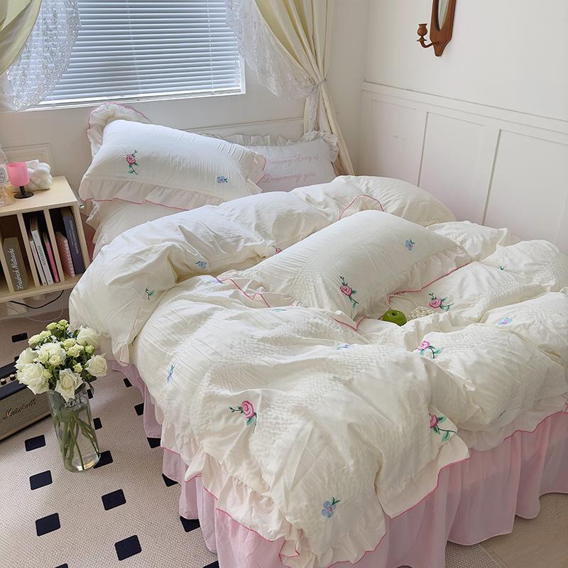 Coquette Aesthetic Ruffle Bedding Set