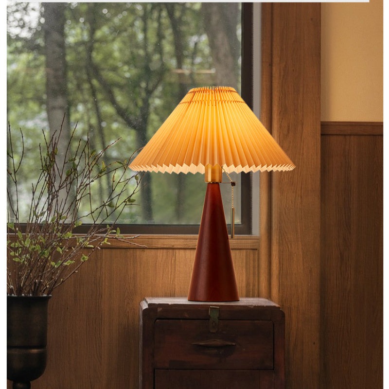 Retro Pleated Umbrella Table Lamp