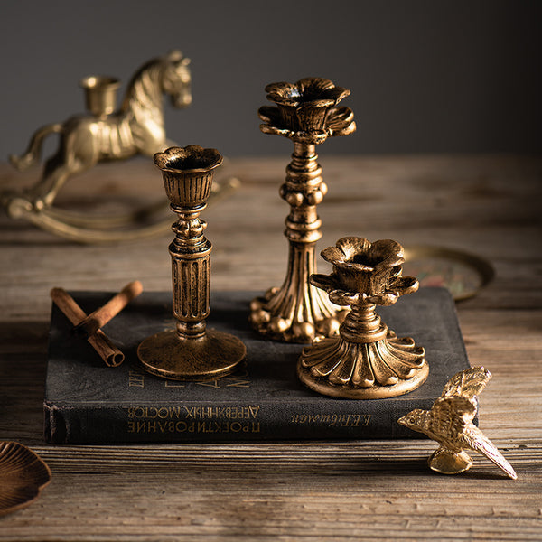 Timeless Elegance - Antique-Style French Candlestick in Resin, Vintage Decor for Classic Interiors