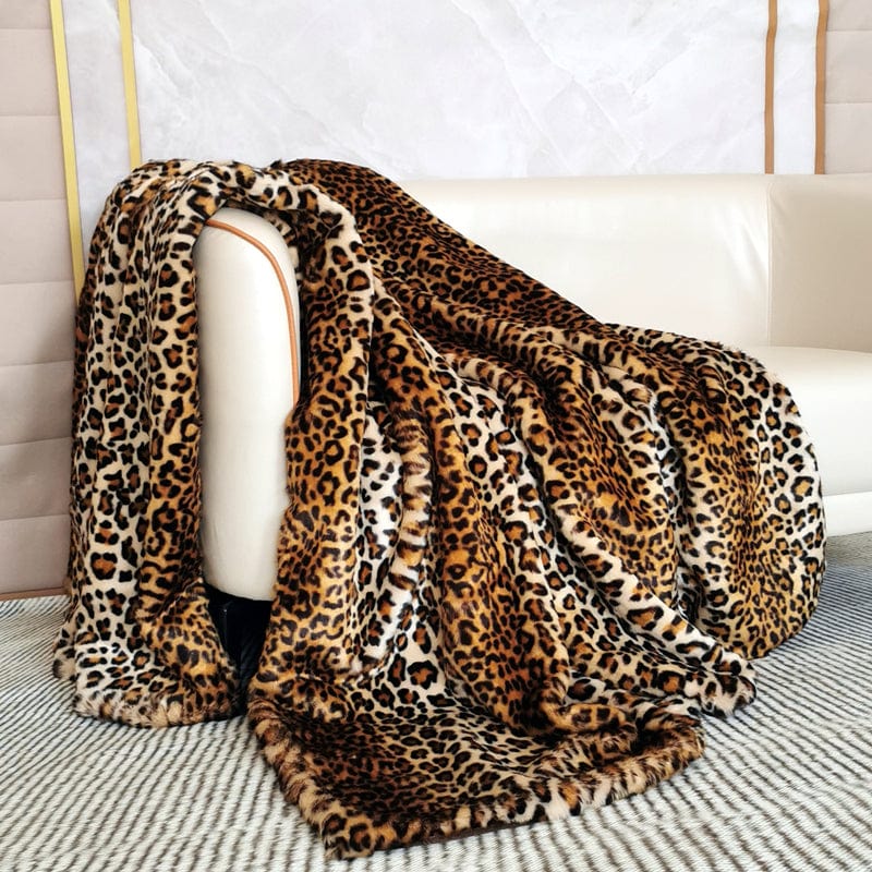 Leopard Luxe – Fine Faux-Fur Blanket