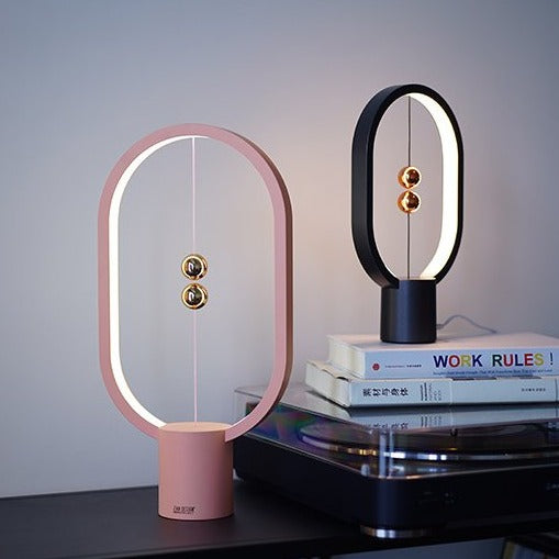 Bouncy Beads Suspended Table Lamp