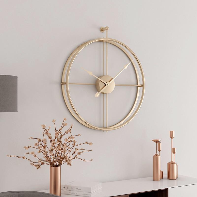 Liselotte Clock