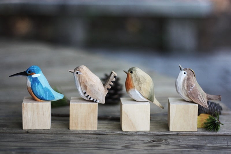 Handmade Wooden Bird Decor - Rustic Nature-Inspired Art - Sustainable Wooden Figurines