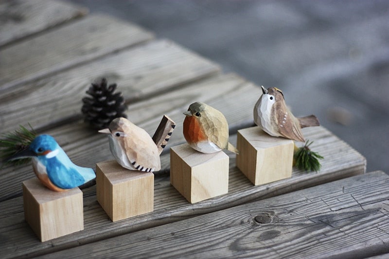 Handmade Wooden Bird Decor - Rustic Nature-Inspired Art - Sustainable Wooden Figurines