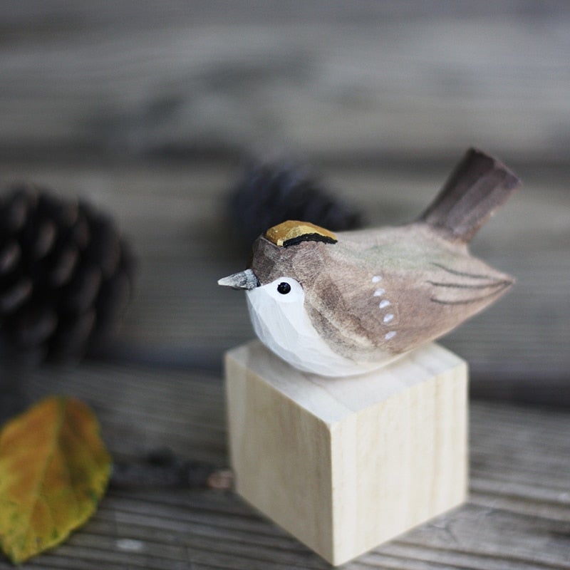 Handmade Wooden Bird Decor - Rustic Nature-Inspired Art - Sustainable Wooden Figurines