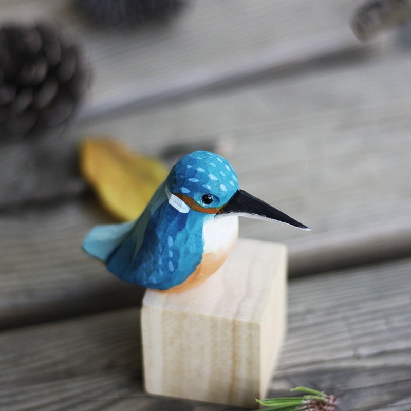 Handmade Wooden Bird Decor - Rustic Nature-Inspired Art - Sustainable Wooden Figurines