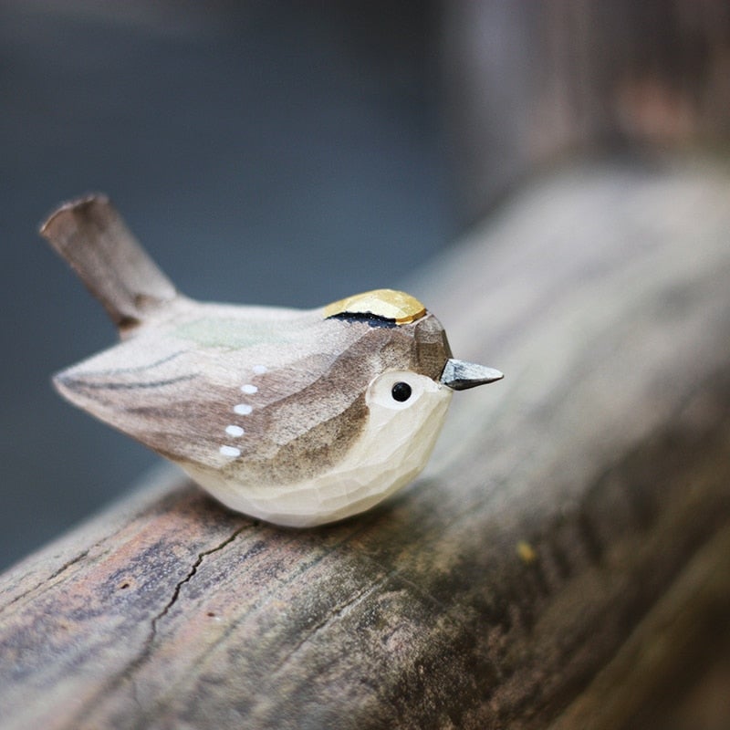 Handmade Wooden Bird Decor - Rustic Nature-Inspired Art - Sustainable Wooden Figurines